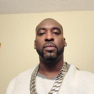 Meet your Posher, Isaac